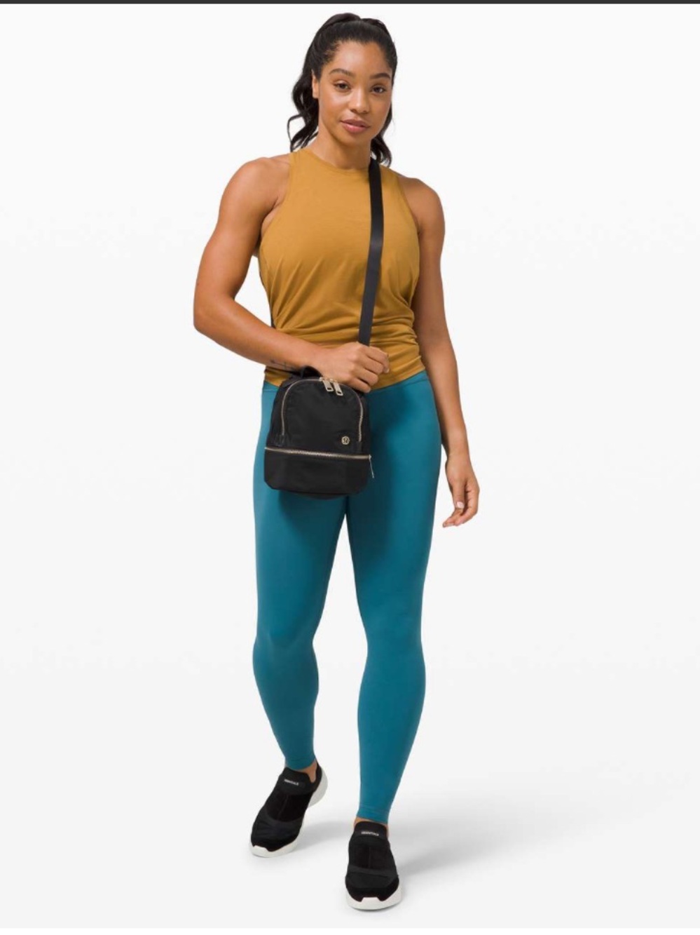 City Adventurer Backpack *Micro 3L - Picture 5 of 9